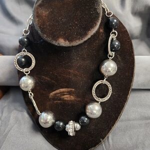 Chic Silver and Black Beaded Necklace